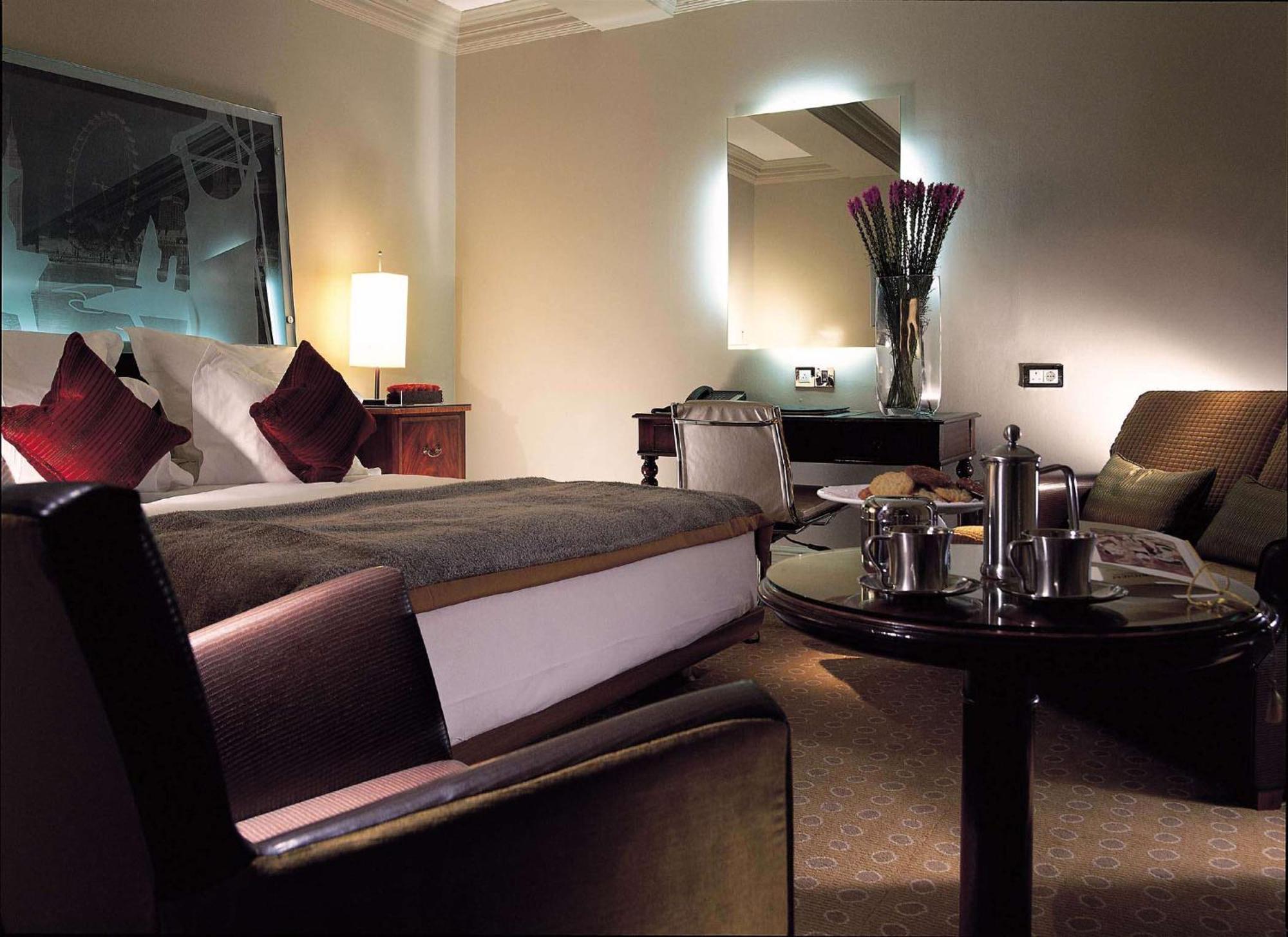 The Waldorf Hilton Hotel Londra
